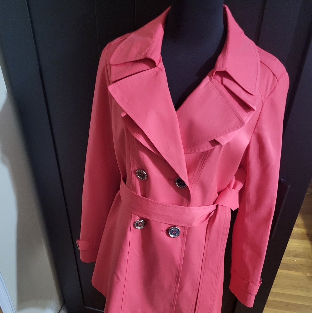 EXPRESS belted short trench coat- Size M. Coral colored ( not pink)